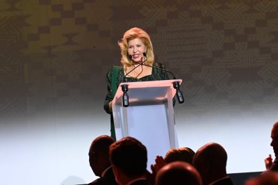 La Première Dame, Madame Dominique Ouattara, lors de la cérémonie de réception du 1er Airbus A330-900neo d’Air Côte d’Ivoire : « Cet instant solennel marque une page mémorable de l’histoire de l’aviation ivoirienne »