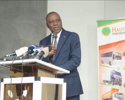 Transport/les acteurs du routier rendent hommage au Président de la République et au Ministre des Transports