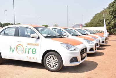 Treize entreprises de transport de Bouaké dotées de 30 « ivoire-taxi »