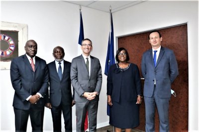 Une délégation de la Commission Nationale de la Francophonie reçue par l’Ambassadeur de France en Afrique du Sud