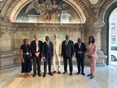 Une délégation Ivoirienne conduite par l’Ambassadeur Abdallah Azize Diabaté en visite de travail à Brême (Allemagne)