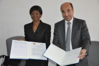 Signature de l’accord-cadre de coopération interuniversitaire entre l’université Félix Houphouët-Boigny (UFHB) et l’université de Pau et des pays de l’Adour (UPPA)