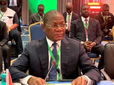 Utilisation des matériaux locaux dans la construction : Le ministre Bruno Nabagné Koné dresse un tableau ambitieux de la stratégie ivoirienne en Algérie