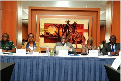 Utilisation responsable des réseaux sociaux : La HACA fait signer la charte des réseaux sociaux en Côte d’Ivoire à des bloggeurs, influenceurs, activistes et autres acteurs du numérique