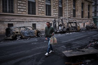 Violences : le gouvernement annonce un fonds pour les équipements publics détruits