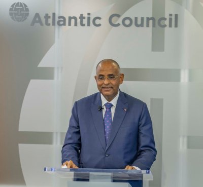 Visite de travail à Washington : le Premier Ministre Patrick Achi présente la vision 2030 à l’Atlantic Council, un Think Thank spécialisé dans les relations internationales
