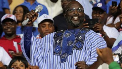 Georges Weah : élection libérienne, leçons africaines