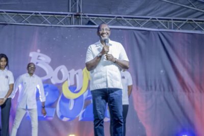 Yamoussoukro/Culture : le Ministre Souleymane Diarrassouba offre le spectacle Bonjour Tour 2025 aux populations du district