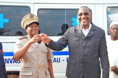 Yamoussoukro/santé : le Ministre Souleymane Diarrassouba remet les clés d’une ambulance médicalisée au CSU de Affounvassou Chateau-Bellevue