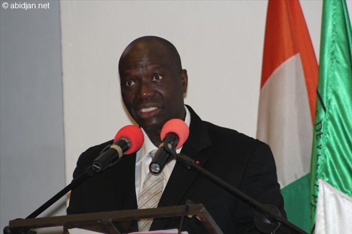 Un nouveau plan d’urbanisation et de transport pour le grand Abidjan grâce à la coopération japonaise