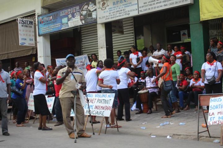 Grève au ministère du Commerce : 24 agents mis aux arrêts