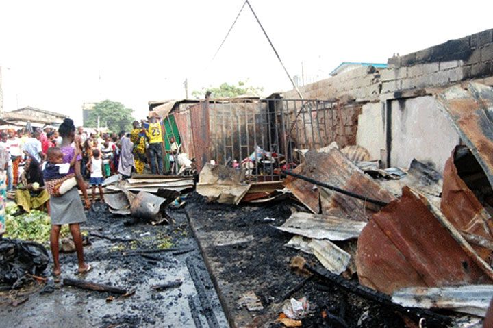 Abobo /Incendie :   Une partie du grand marché part en fumée, l’hôpital général touché
