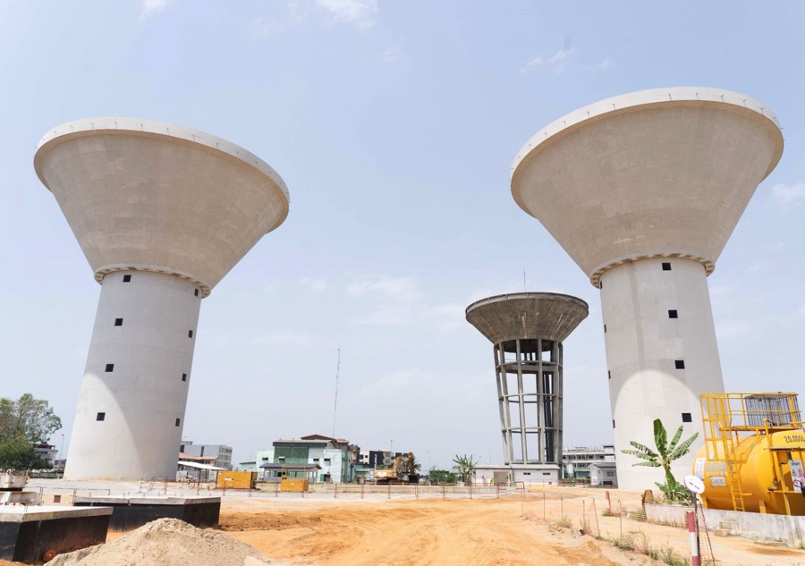 Accés à l'eau potable : Deux châteaux d'eau livrés à Cocody d'ici à fin avril, annonce le ministre Bouaké Fofana