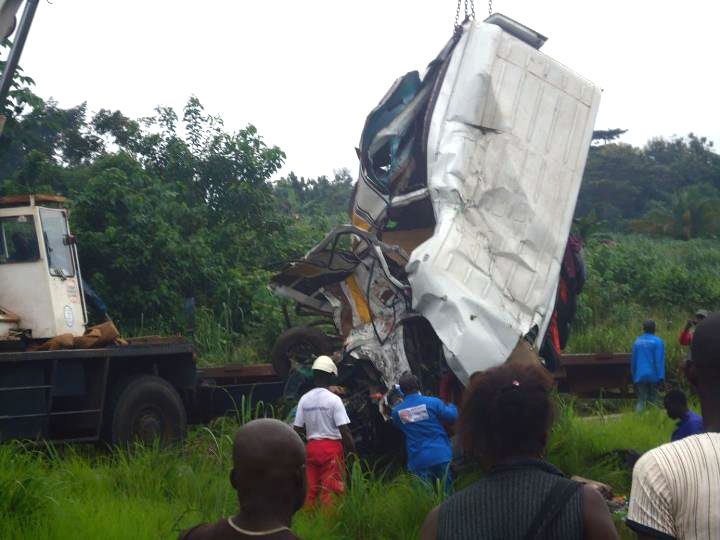 Côte d’Ivoire: au moins six morts dans un accident de la circulation sur l’autoroute du Nord