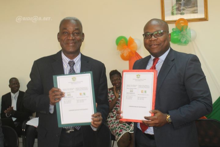 Emploi Jeunes : Signature de convention de collaboration entre la DGE et le District D’Abidjan