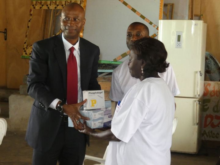 Action sociale : Le mouvement Action Santé Social RHDP fait un don aux populations de Bingerville