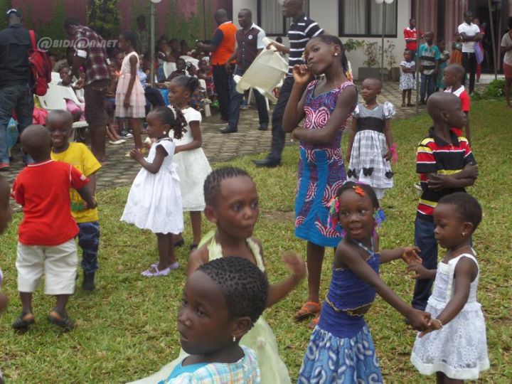 Arbre de Noël : Plus de 300 enfants d’Agboville comblés