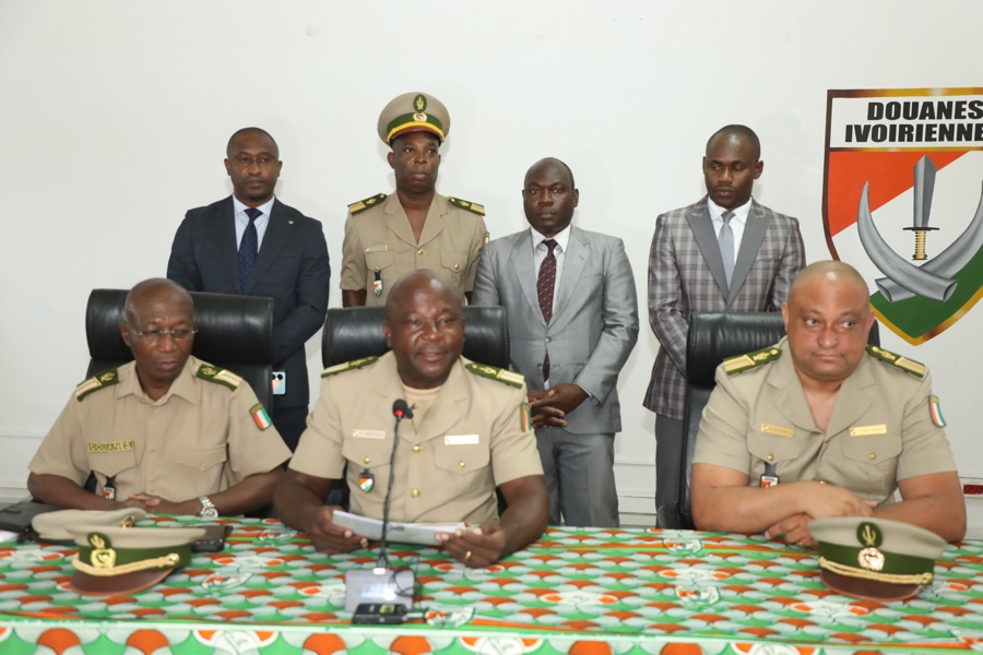 Affaire faux diplômes en Douane : déclaration de l’Amicale des Cadres de l’Administration des Douanes (AMICAD)