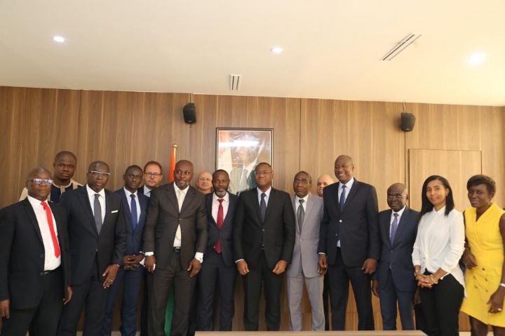 Secteur de la communication publicitaire : Le ministre Sidi Touré et les afficheurs pour une nouvelle collaboration