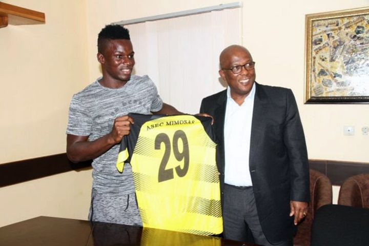 Football/Transfert: l’ASEC enrôle le burkinabé Amed Touré après le départ d’Hervé Oussalé