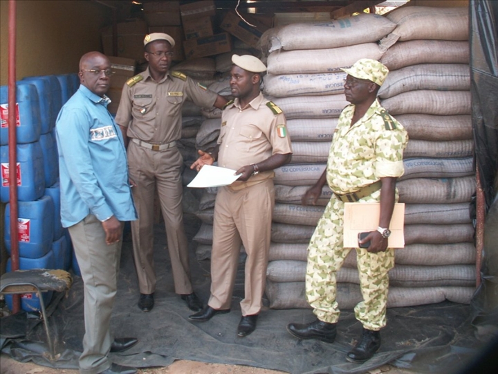 Economie/Korhogo:  la douane frappe fort, 27 tonnes de sucre prohibés  importés du Brésil saisis