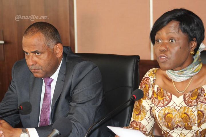 Cérémonie de signature de l`accord de prêt pour le financement partiel du projet d`aménagement et de bitumage de la route Tiébissou-Didiévi: l’allocution de la ministe Kaba Nialé