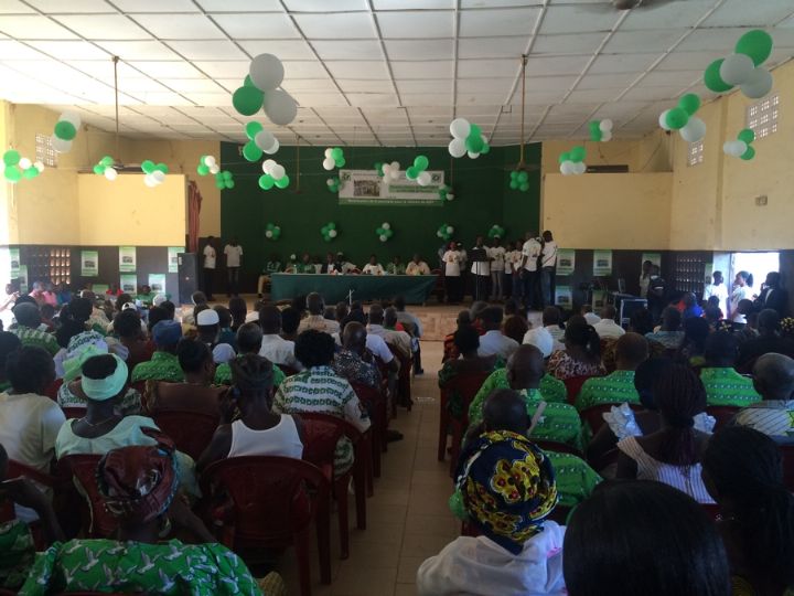 Présidentielle 2015: Des jeunes de Daoukro réitèrent leur confiance à Alassane Ouattara