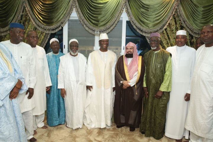 Le Chef de l’Etat a été reçu par l’Imam de la sainte mosquée de la Mecque (Makkah)