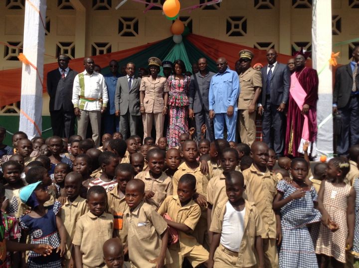 Remise du Groupe scolaire rénové Alepé 1 et 2/ Population et personnel enseignant saluent un « geste citoyen » du Rdr