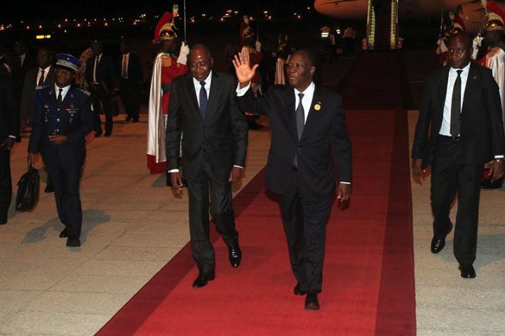 Le président Alassane Ouattara regagne Abidjan après le sommet islamique arabo-américain