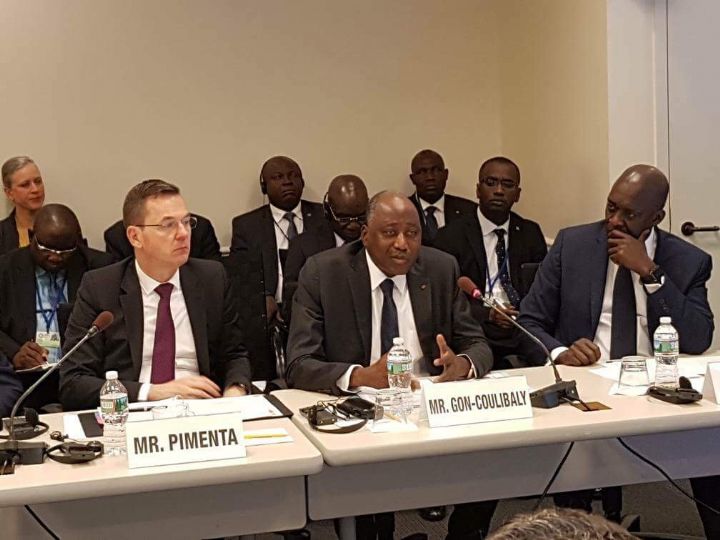 Le Premier Ministre ivoirien, Amadou Gon Coulibaly, salue l’engagement de la Banque mondiale et de la BAD à soutenir l’industrie cacaoyère en Côte d’Ivoire et au Ghana