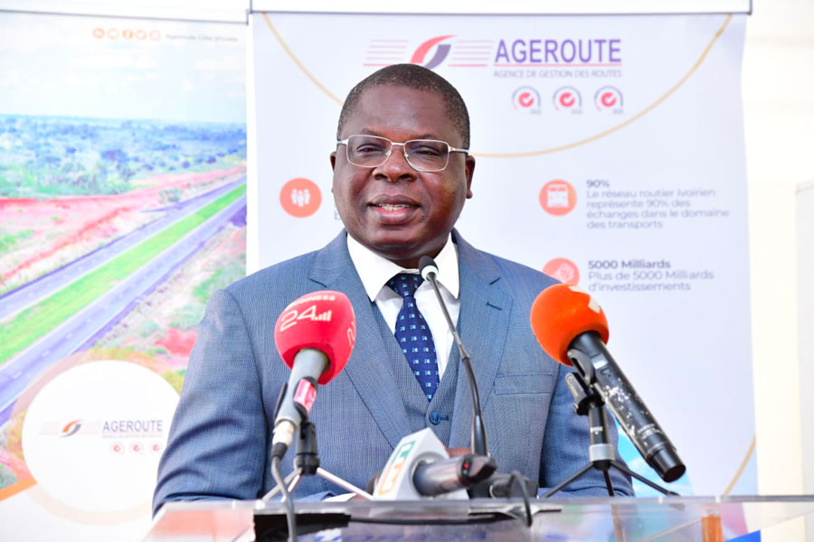 Visite dans les structures sous-tutelles : Le Ministre Amédé Koffi évalue les avancées des infrastructures