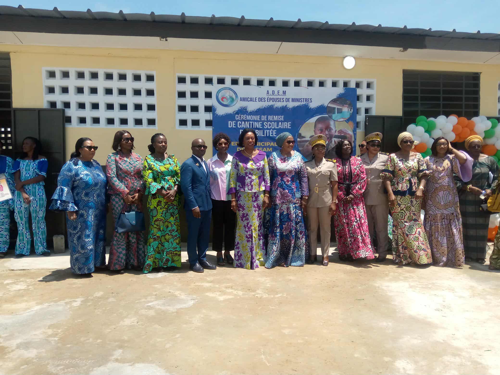 Amélioration des conditions d’apprentissage : l’ADEM réhabilite deux cantines scolaires et offre de nombreux vivres à Grand- Bassam et Adzopé