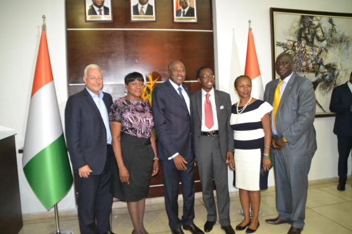 Les autorités ivoiriennes insistent sur la reprise des vols directs entre la Côte d’Ivoire et les Etats-Unis devant une délégation d’officiels américains