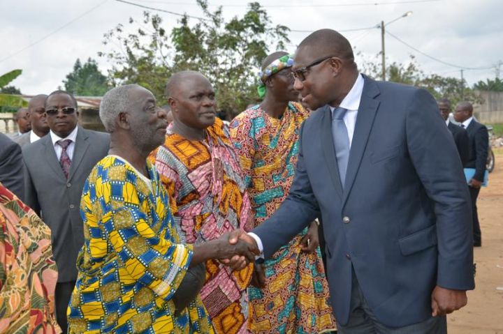 Construction d’un stade olympique à Ebimpé/ Après 20 ans d’attente: le gouvernement négocie enfin avec les propriétaires terriens