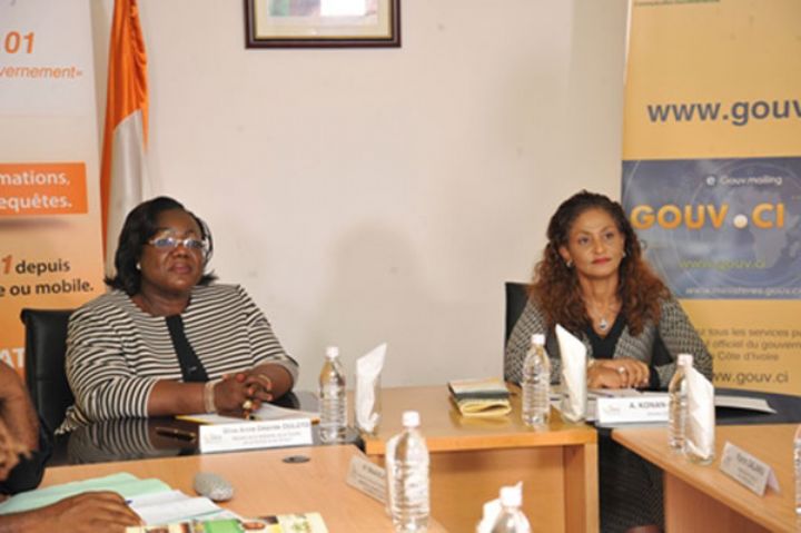 Communication gouvernementale: la ministre Anne-Desirée Ouloto effectue une visite de travail au CICG