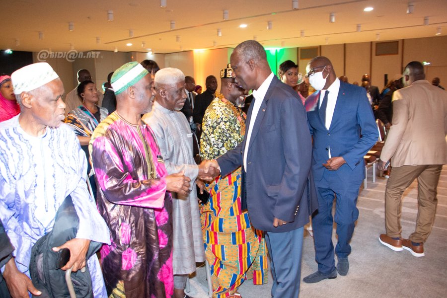 Politique: Après Abidjan, le film documentaire 