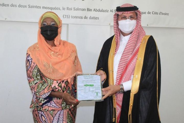 Ramadan: 75 tonnes de dattes de l’Arabie Saoudite à la Côte d’Ivoire