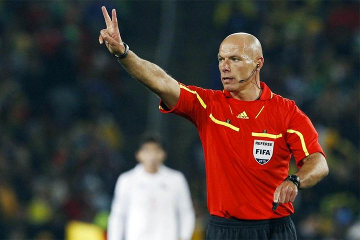 L’Anglais Howard Webb au sifflet du match Colombie-Côte d’Ivoire, jeudi