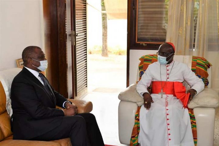 En visite chez l’archevêque d’Abidjan : le Premier Ministre Hamed Bakayoko dit inscrire son action dans la réconciliation