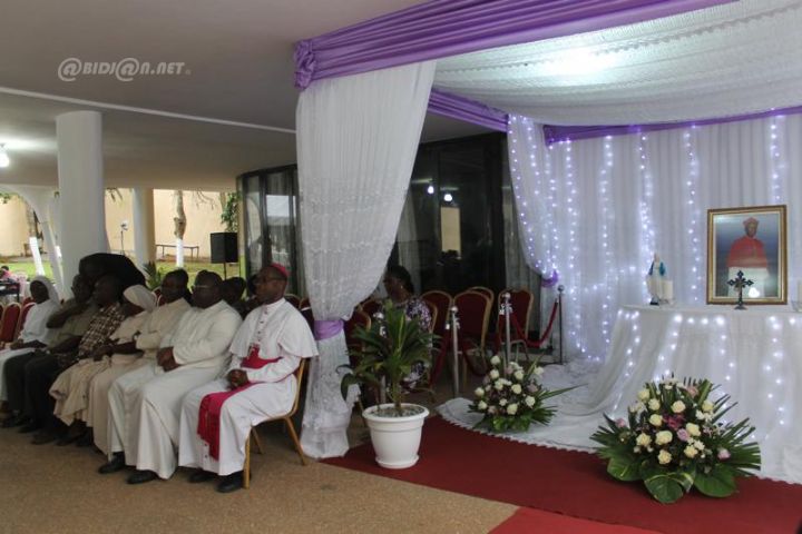 Bernard Cardinal Agré repose à la Cathédrale St-Paul d’Abidjan