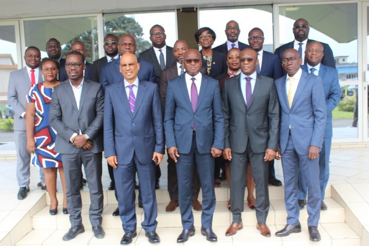 Signature à Abidjan d’une Charte de fonctionnement du point d’échange internet national