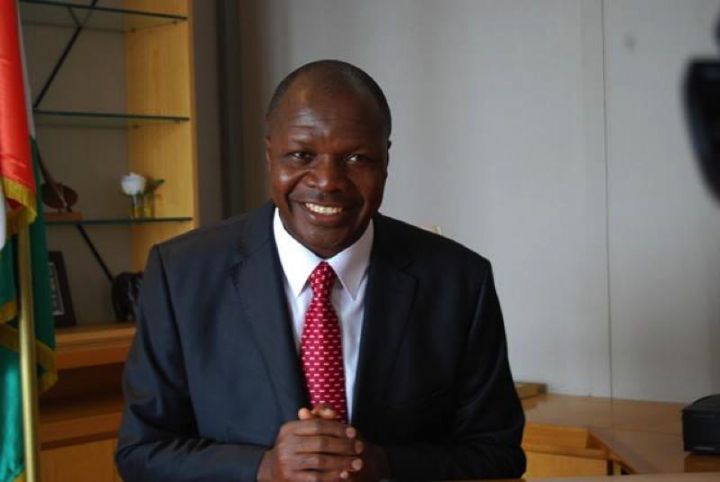 Déclaration du Dr. Albert Toikeusse MABRI (Ministre d’Etat, Ministre du Plan et du Développement, Président de l’UDPCI) à l’occasion du nouvel an