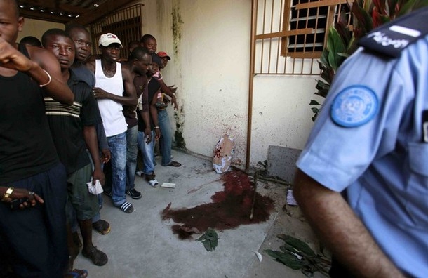 Situation sécuritaire : Des tueurs  identifiés au sein de la police / Leurs salaires et comptes  bancaires bloqués