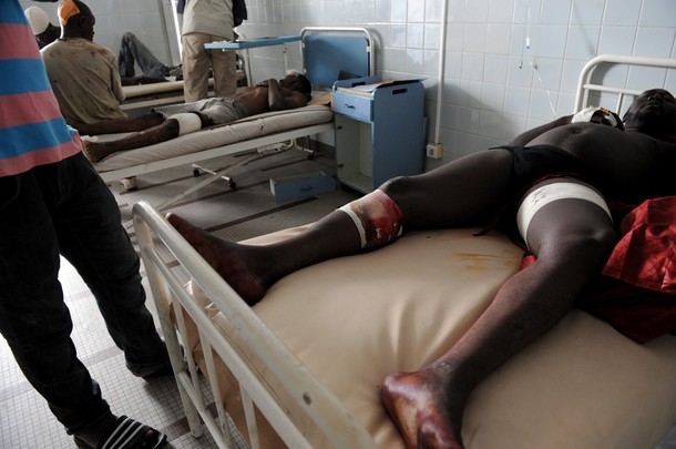 Abidjan: au moins 8 morts dans l`attaque d`un bureau du parti de Ouattara(témoins)