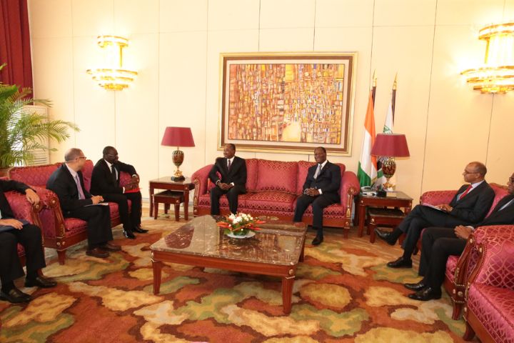 Le Chef de l’Etat a échangé avec un Emissaire de l’ONU et le Directeur des Opérations de la Banque Mondiale pour la Côte d’Ivoire(communiqué)