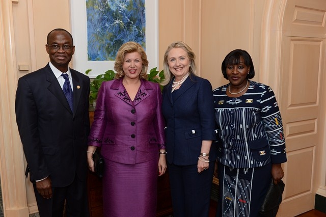 Visite de la Première dame aux Etats Unis-Audience Dominique Ouattara/ Hillary Clinton : “Les Etats Unis saluent les efforts de l’Etat Ivoirien”