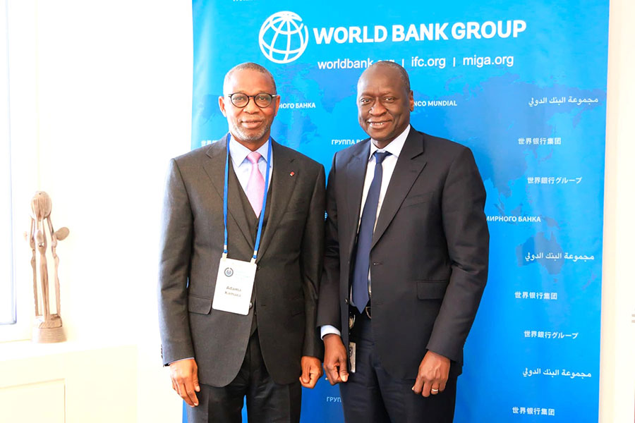 Avenir de la protection sociale : le ministre Adama Kamara reçu en audience privée par le vice-président Afrique de l'Ouest et du Centre de la Banque mondiale