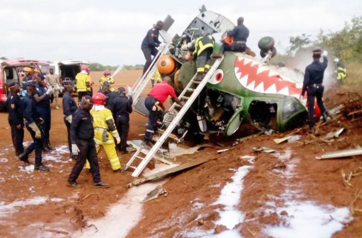Télescopage entre deux hélicoptères de l’escorte présidentielle : les pilotes blessés évacués d’urgence