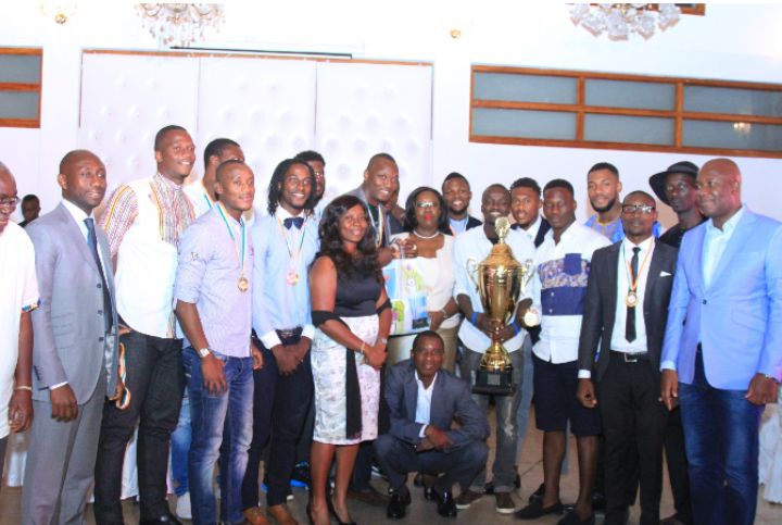 Dîner organisé en l’honneur des champions 2017 de Côte d’Ivoire - Azur  Basketball